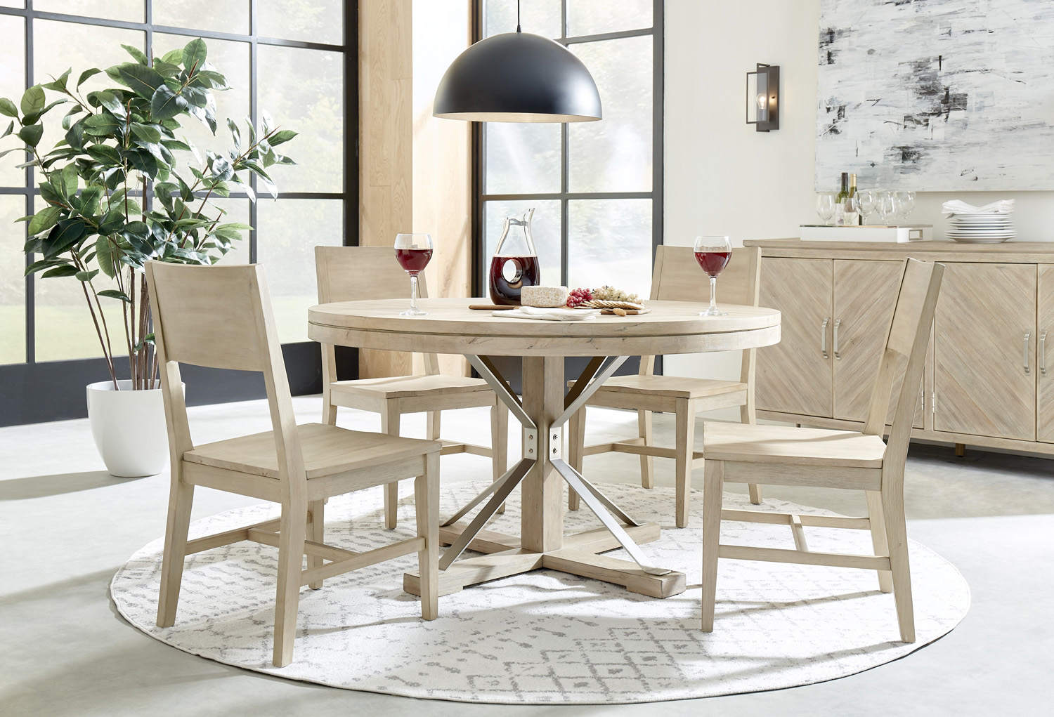 Maddox Round Dining Table & Chairs